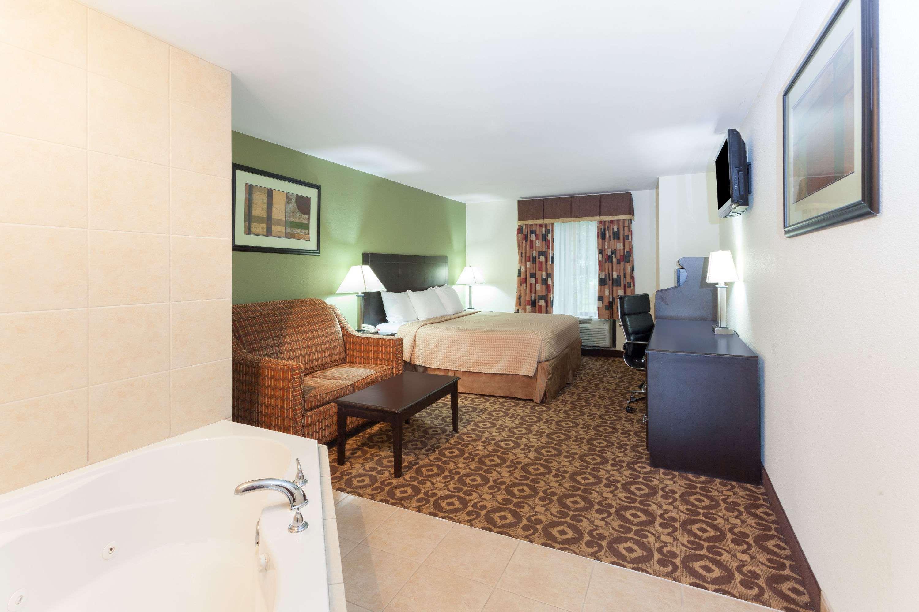 Hotel Super 8 By Wyndham Decatur/Dntn/Atlanta Area Exterior foto