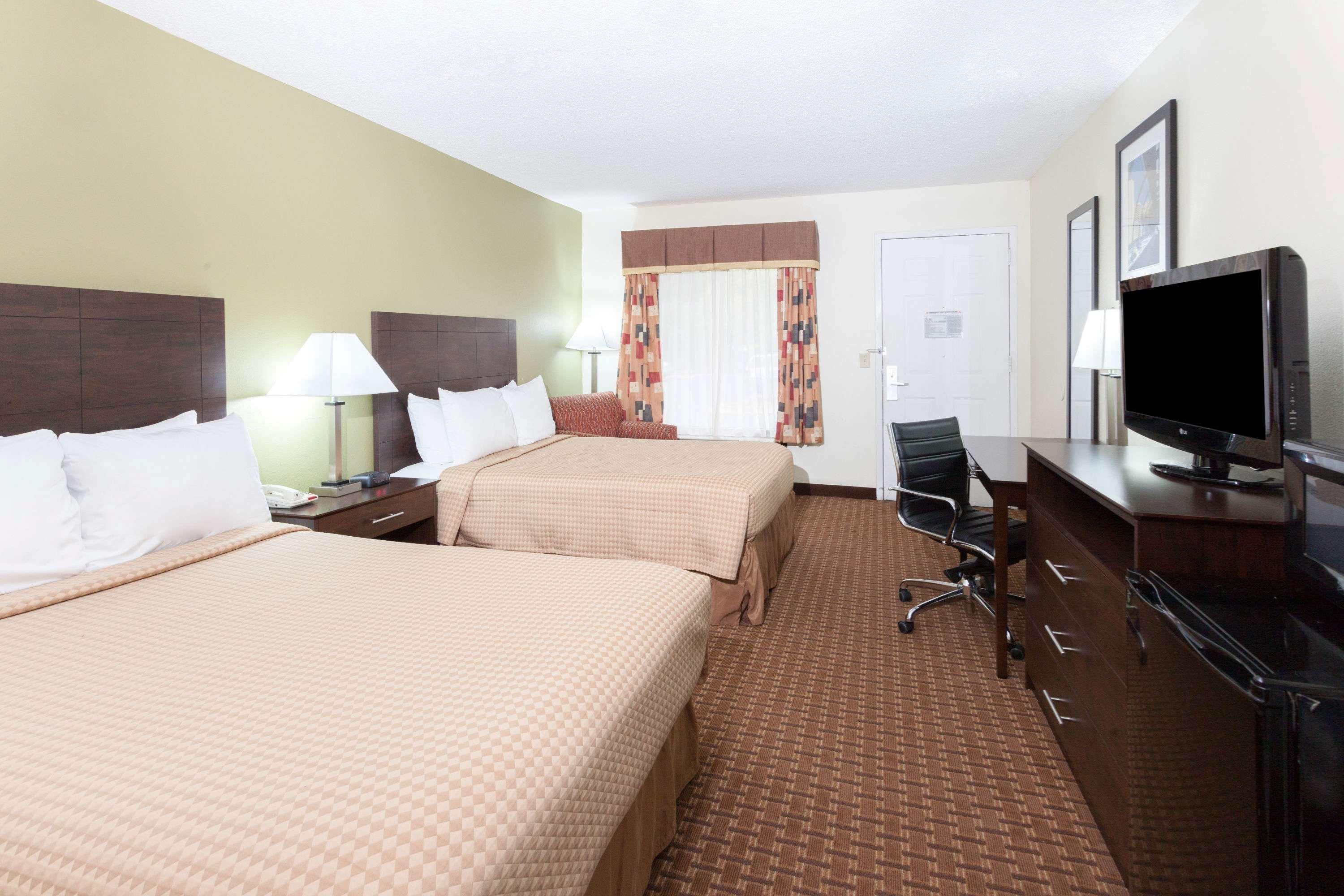 Hotel Super 8 By Wyndham Decatur/Dntn/Atlanta Area Exterior foto